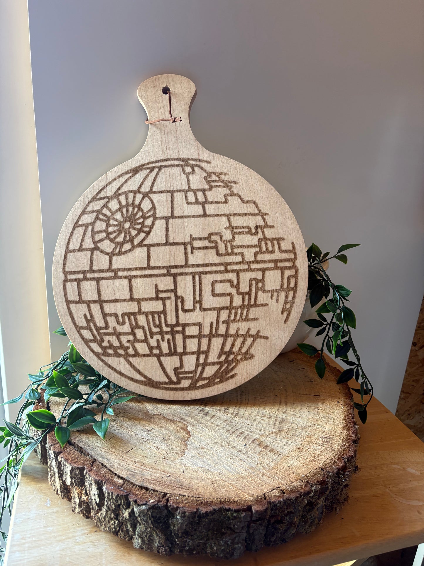 Star Wars themed pizza board