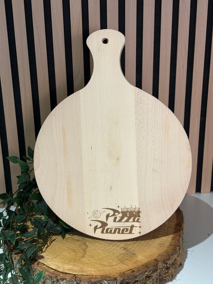 Alien pizza board