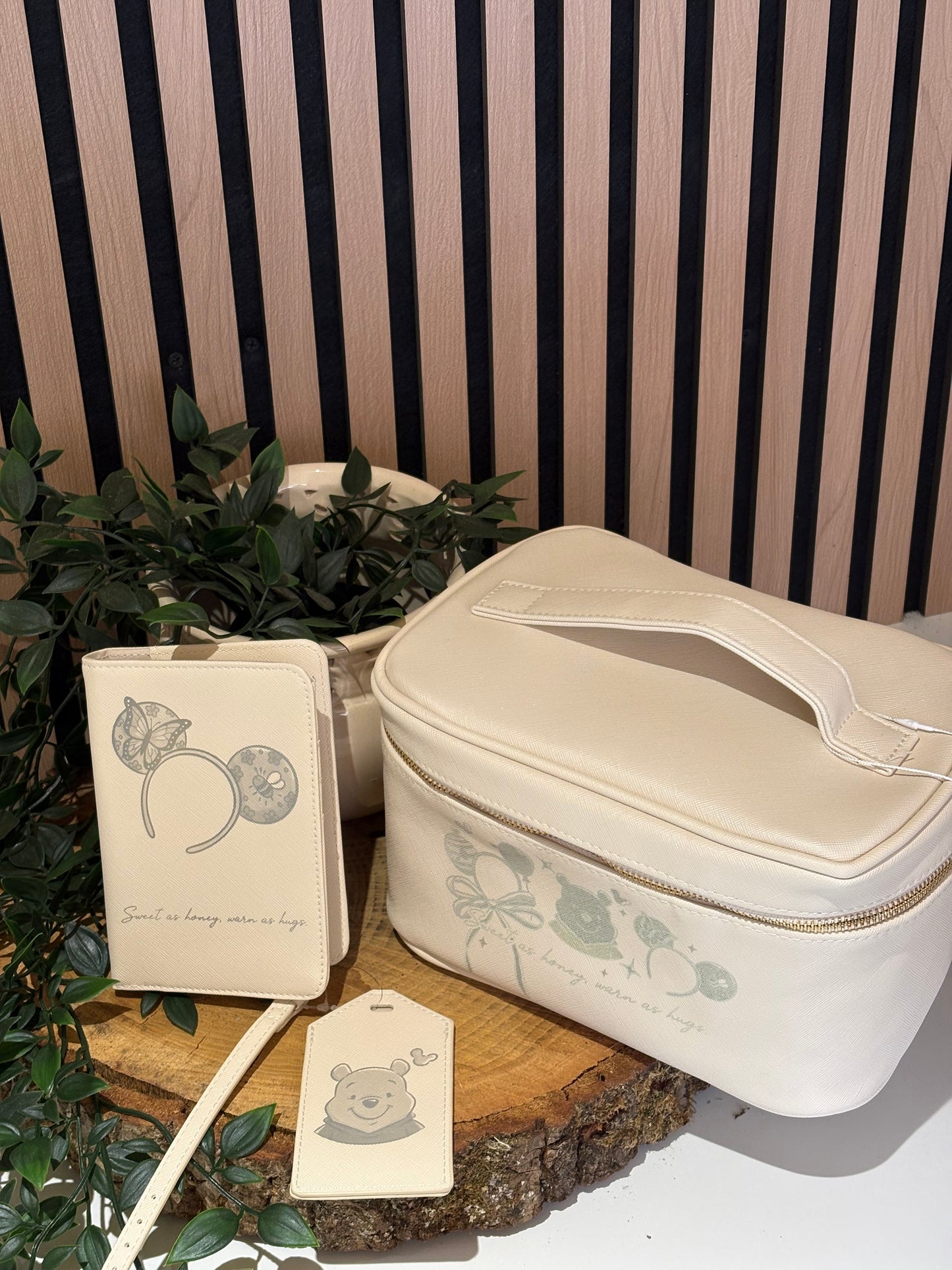 Cream Princess Travel Set