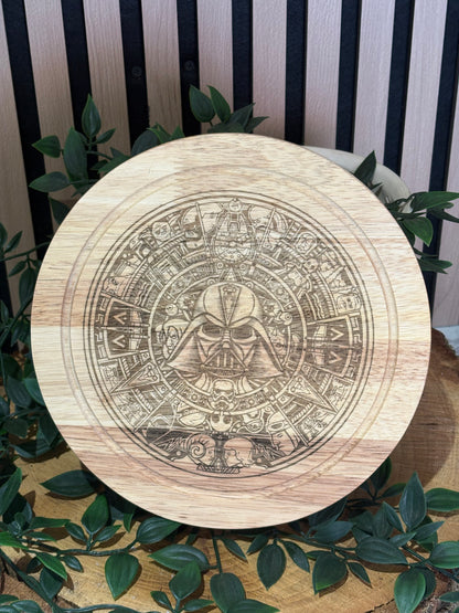 Wooden cheeseboard with engraved utensils